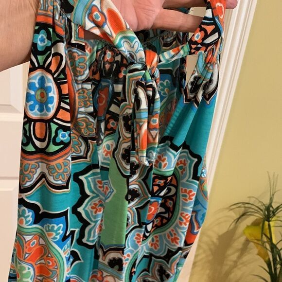 Pink Lily geometric design romper. Missing size… See photos - Picture 5 of 6